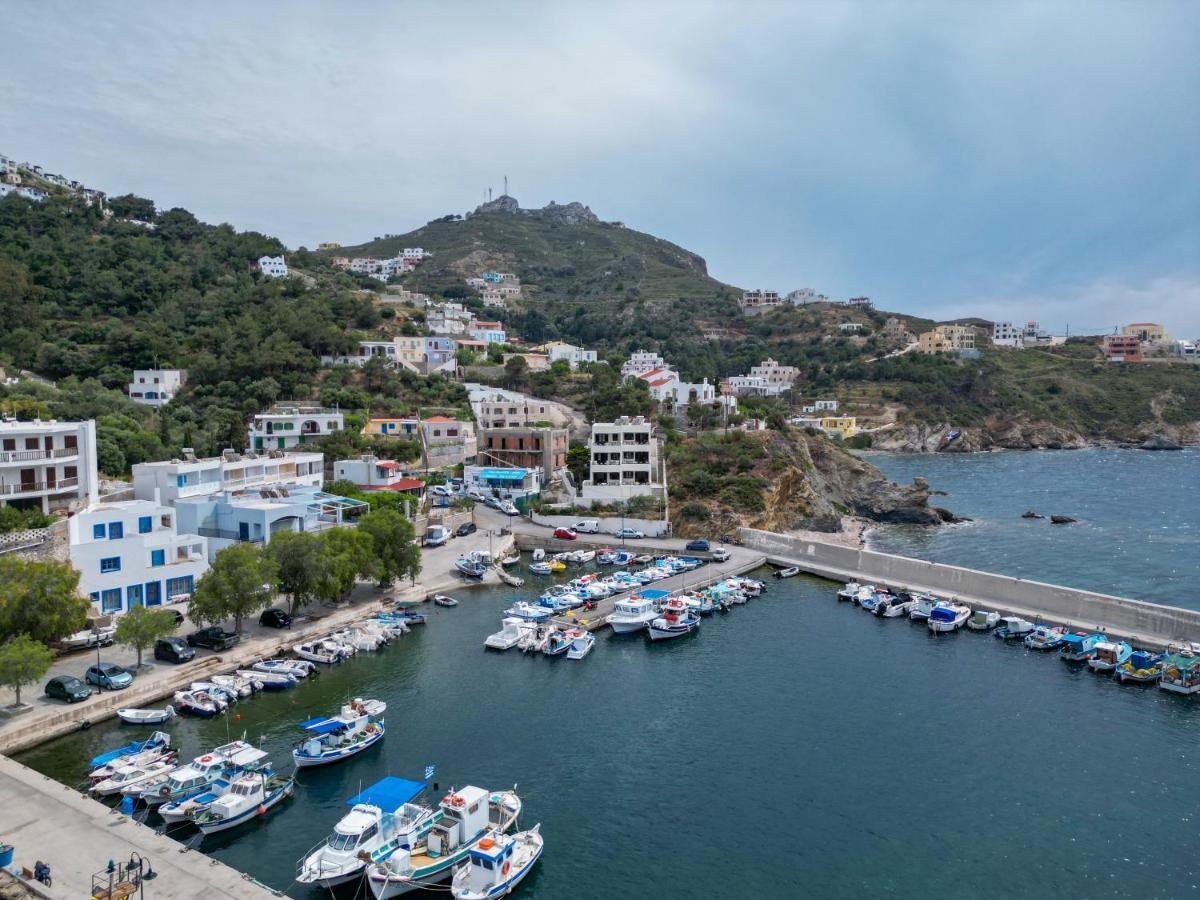 Pelagos Seafront Accommodation - George Myrties Exterior foto
