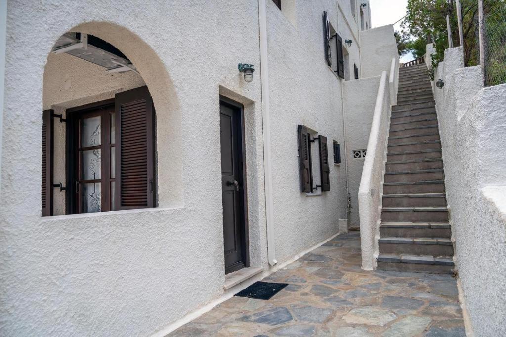 Pelagos Seafront Accommodation - George Myrties Exterior foto